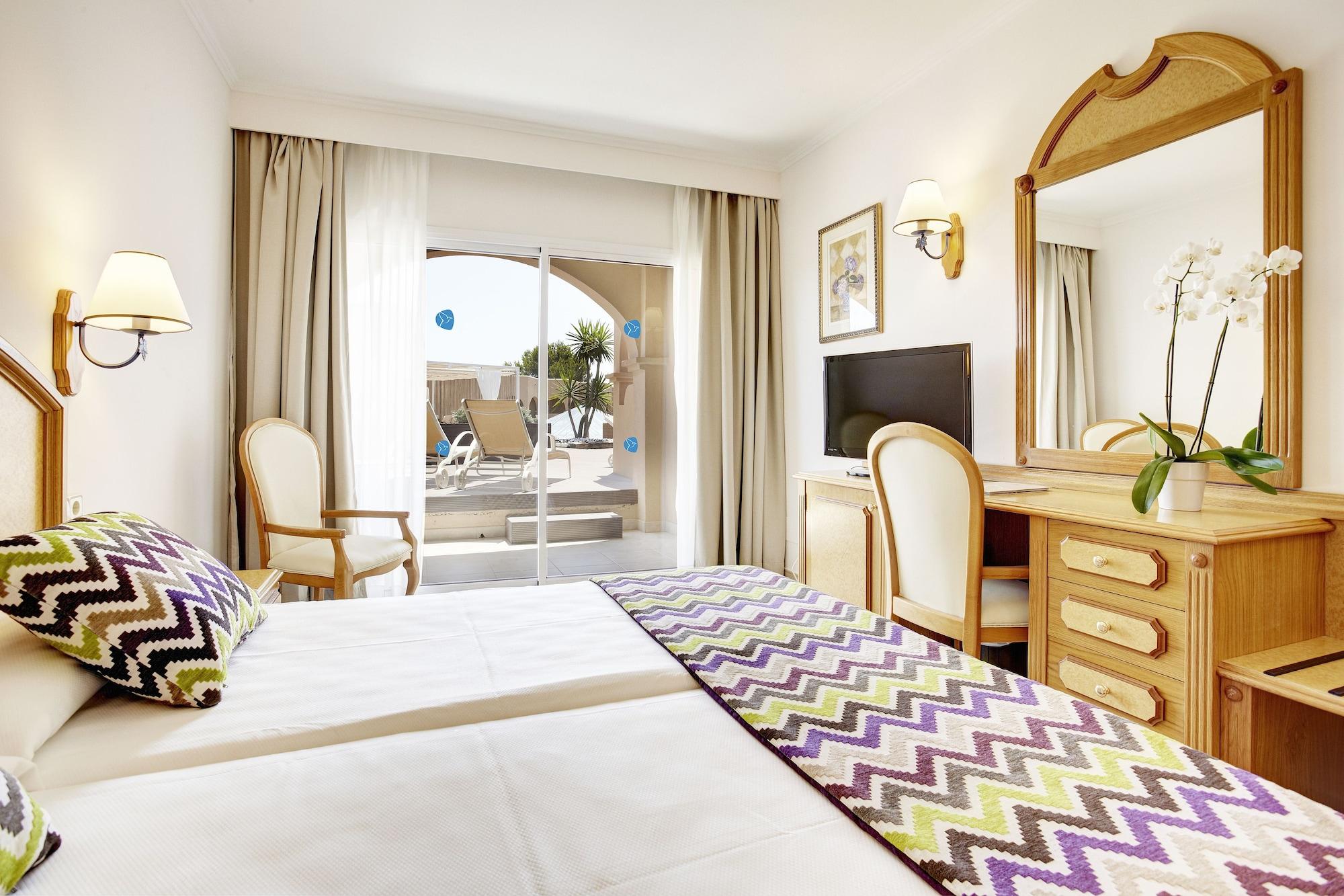 Grupotel Santa Eularia & Spa - Adults Only サンタ・エウラリア・デス・リウ エクステリア 写真