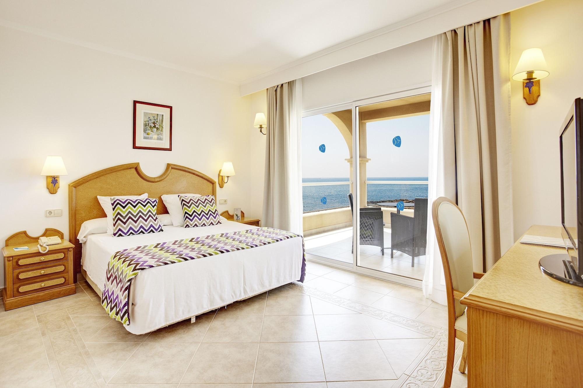 Grupotel Santa Eularia & Spa - Adults Only サンタ・エウラリア・デス・リウ エクステリア 写真