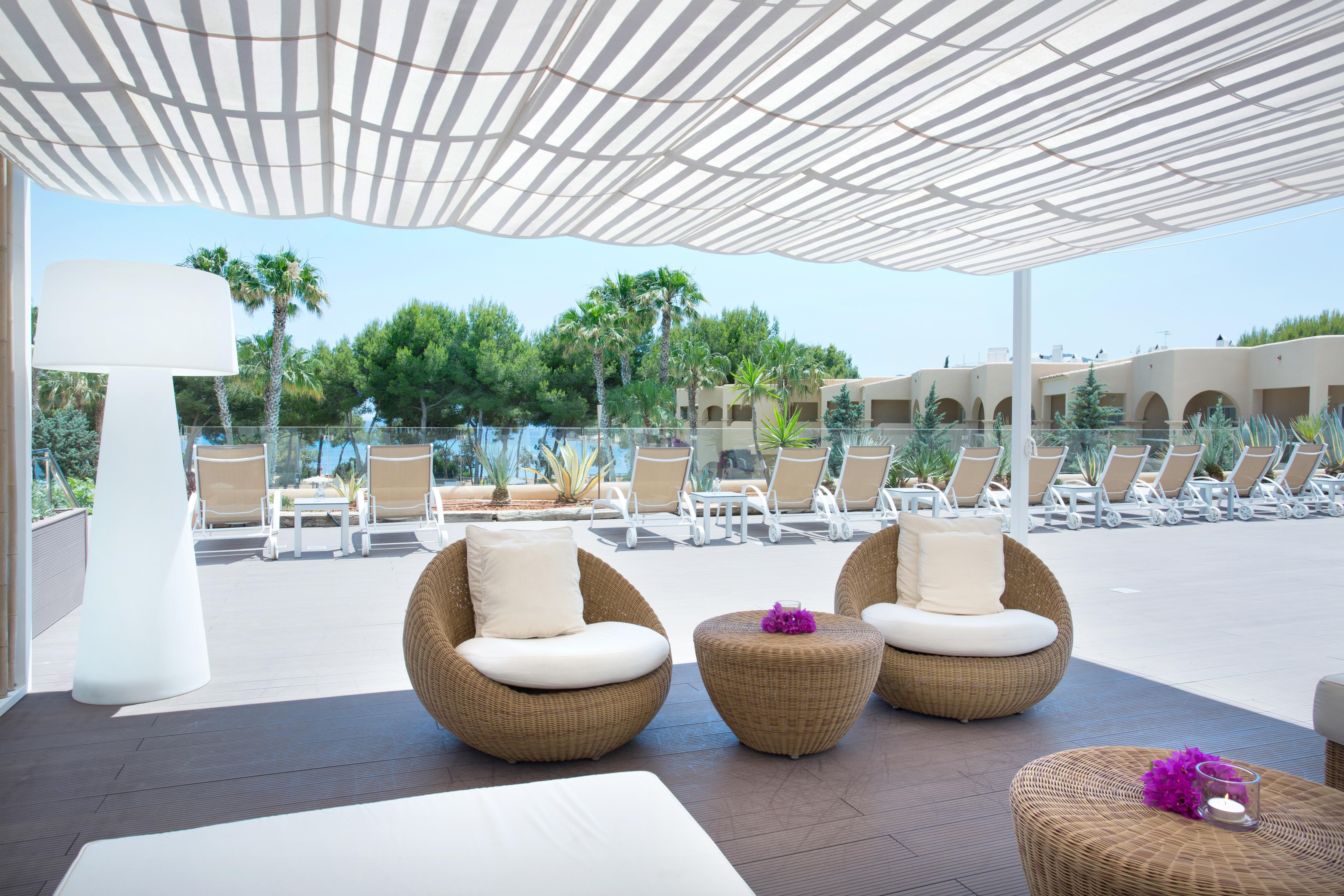 Grupotel Santa Eularia & Spa - Adults Only サンタ・エウラリア・デス・リウ エクステリア 写真