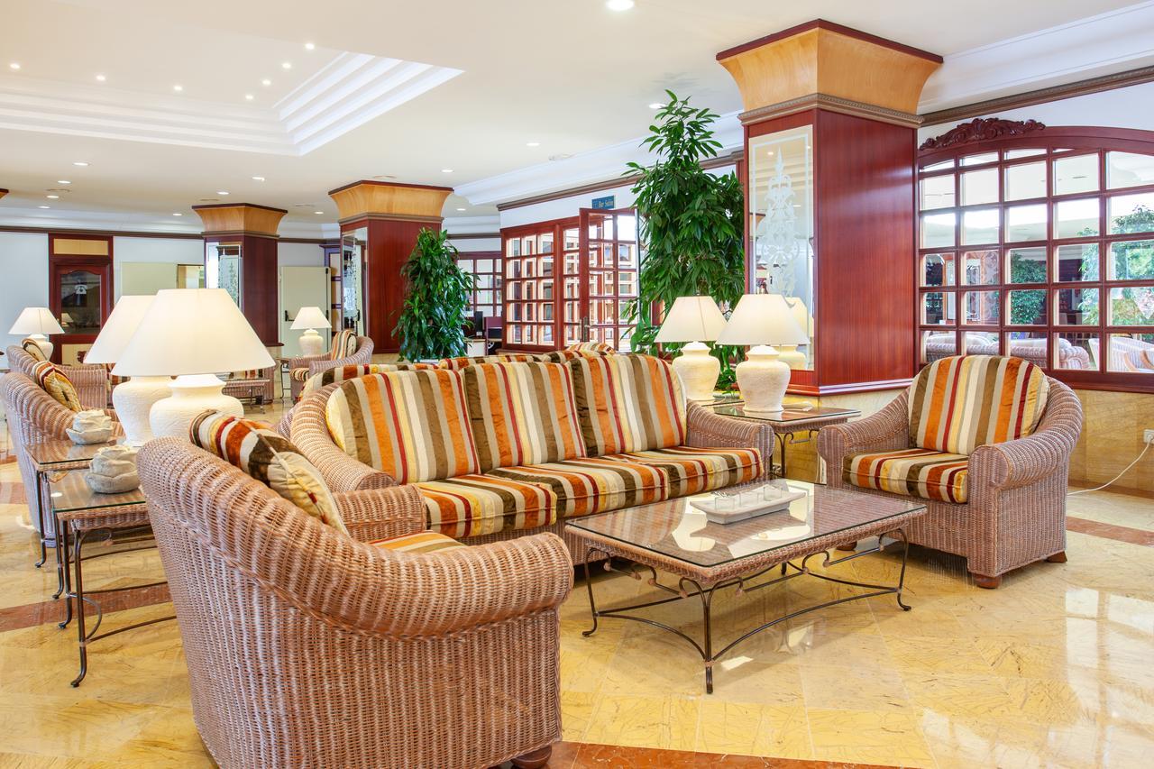Grupotel Santa Eularia & Spa - Adults Only サンタ・エウラリア・デス・リウ エクステリア 写真
